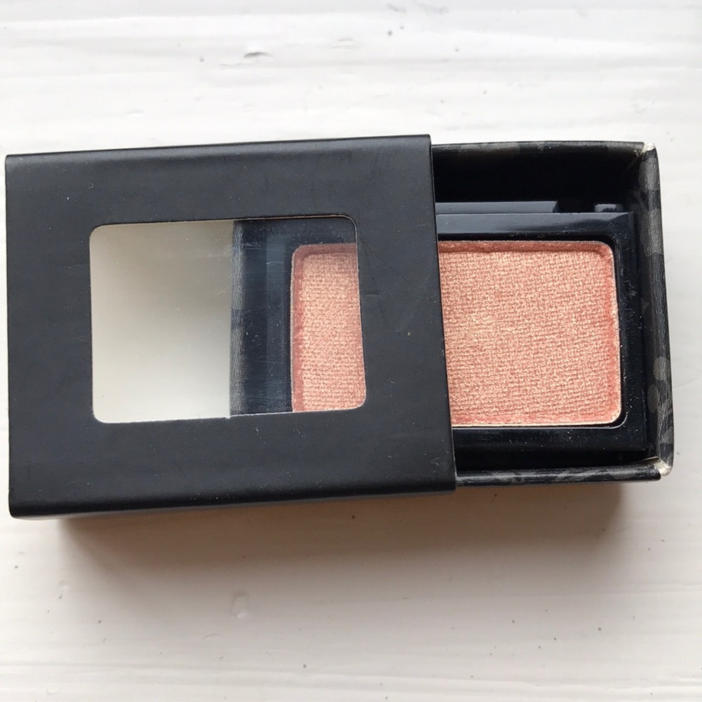 Eyeshadow